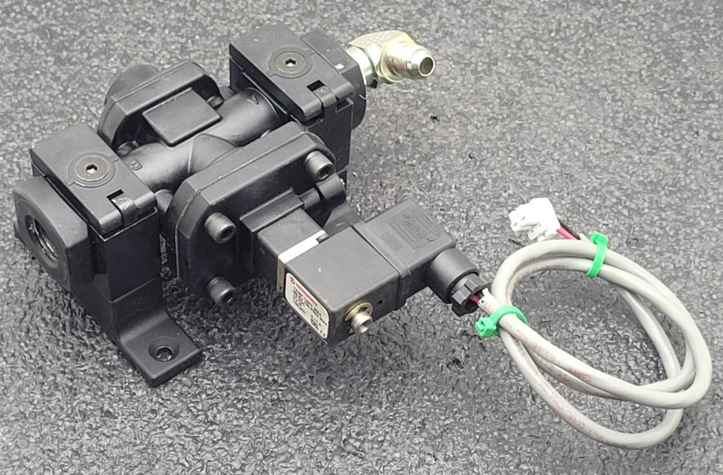 NORGREN P74A-NNC-SEA P74ANNCSEA 150PSI 12VDC 3/4" NC Solenoid Valve w/mounts