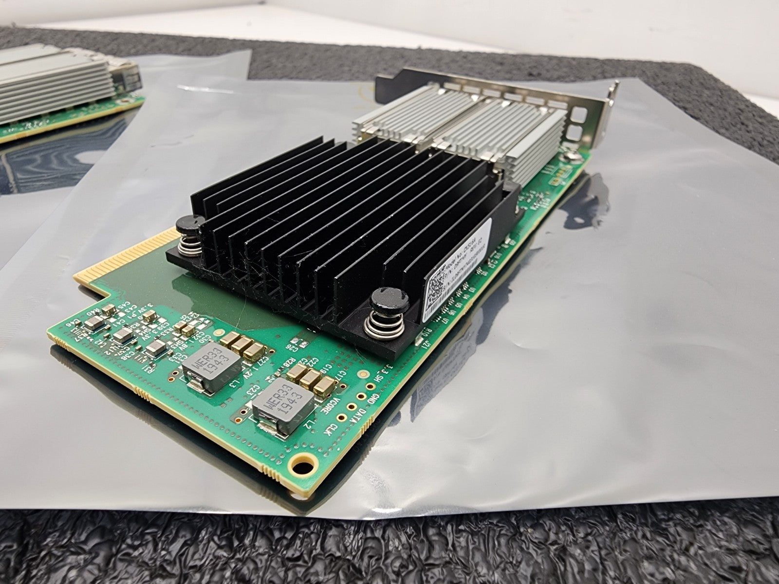 2x Dell ConnectX-5 CX516A Dual-Port 100GbE QSFP Network Adapter Dell P/N: 09FTMY