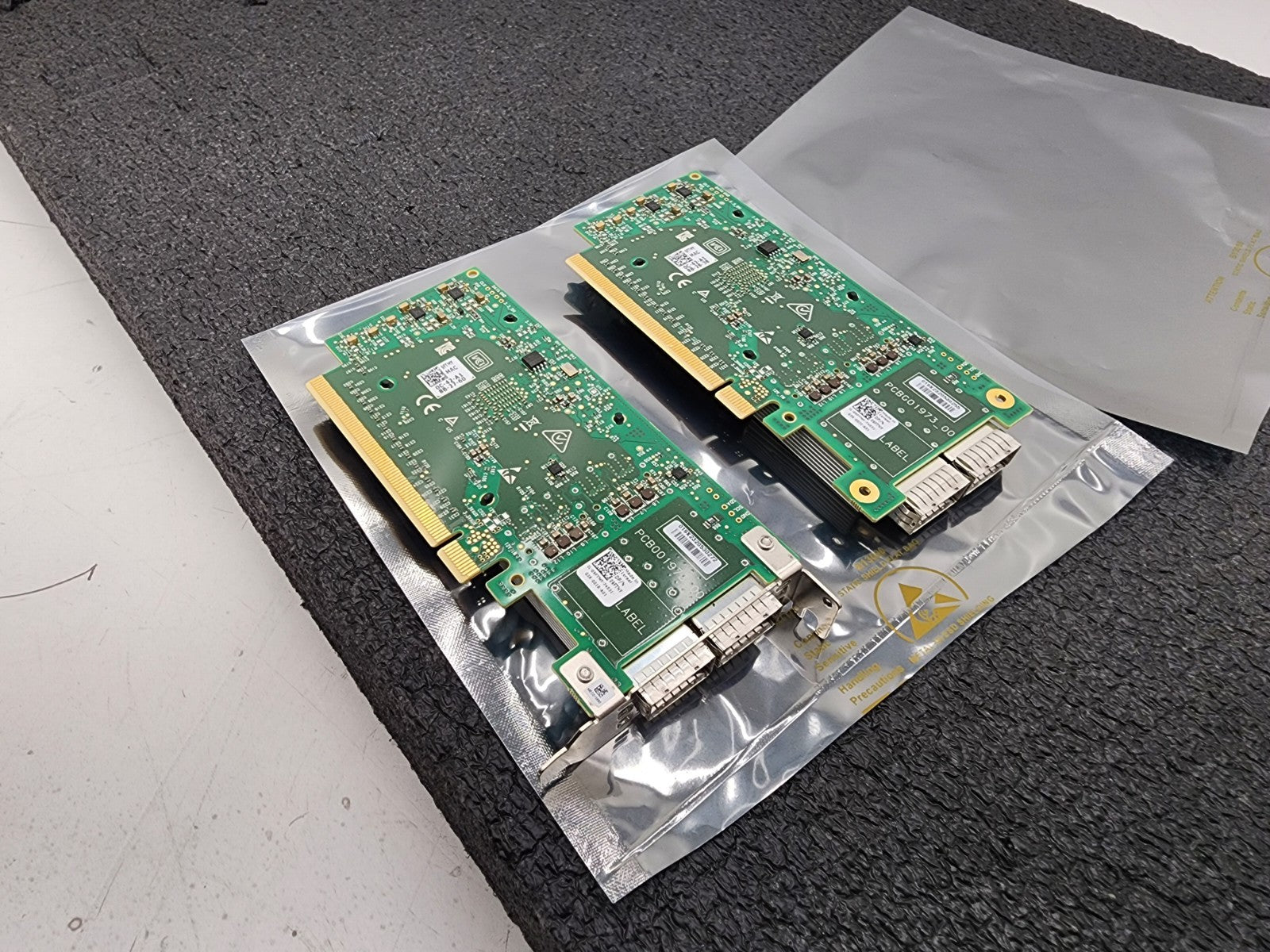 2x Dell ConnectX-5 CX516A Dual-Port 100GbE QSFP Network Adapter Dell P/N: 09FTMY