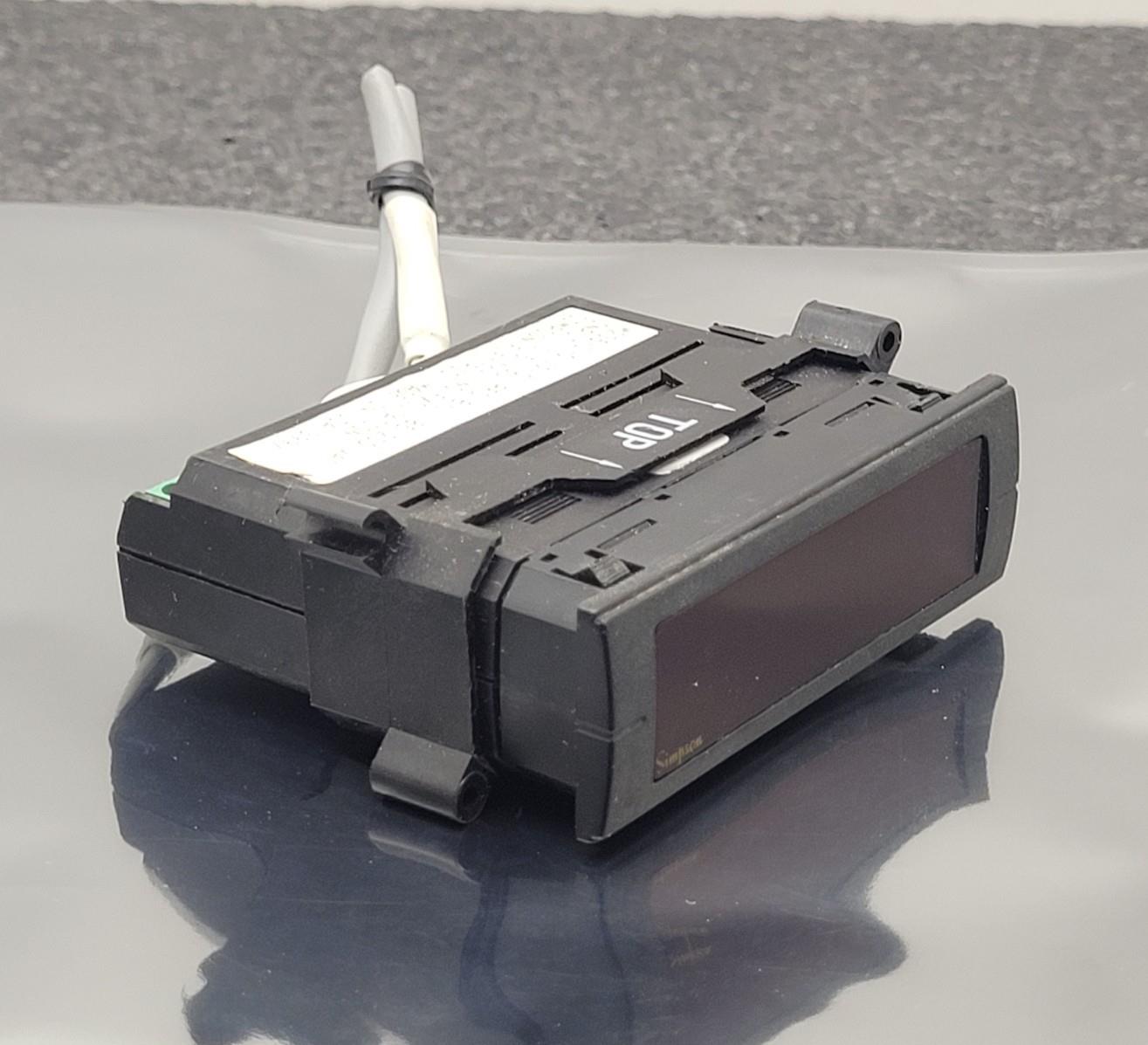 SIMPSON Panel Meter Single Line Red B/L M235-1-0-72-0 250VAC 85-250VAC 1-5VDC