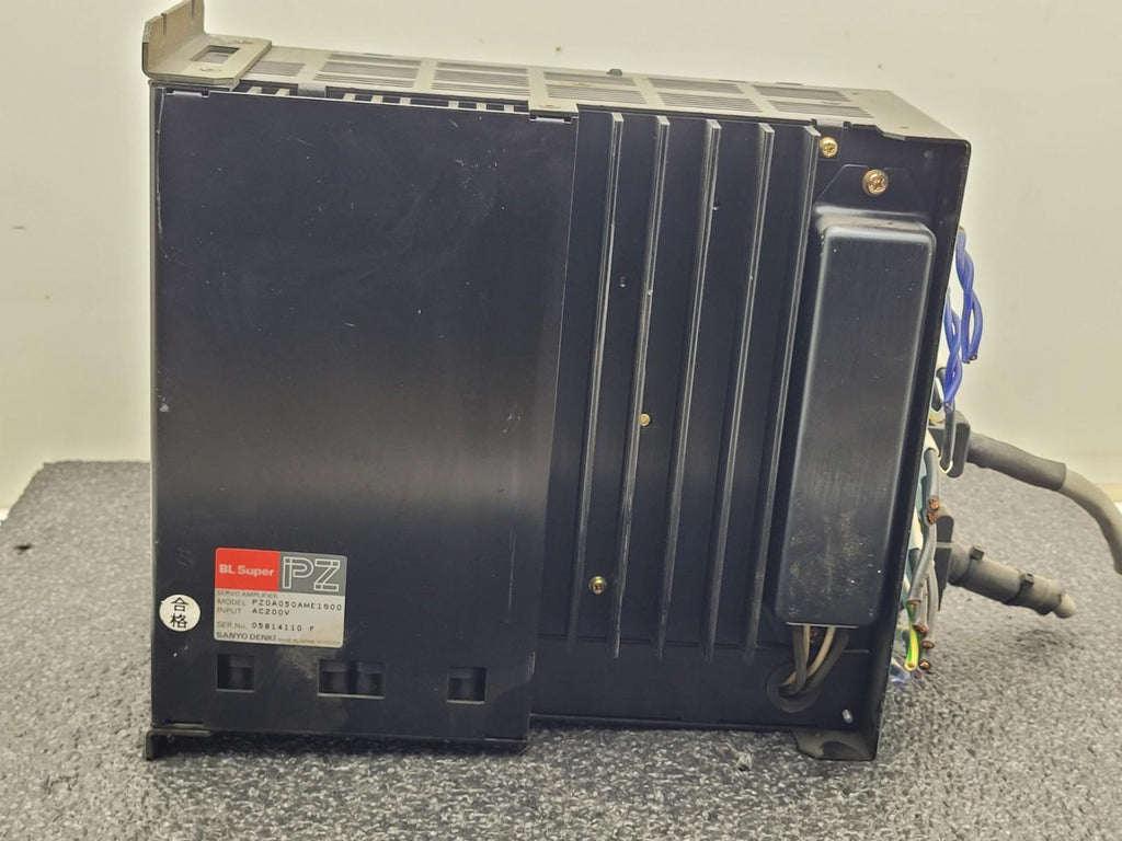 SANYO DENKI AC SERVOMOTOR P5, P50B08100DXS27 / PZ0A050AME1S00 Servo Amplifier PZ
