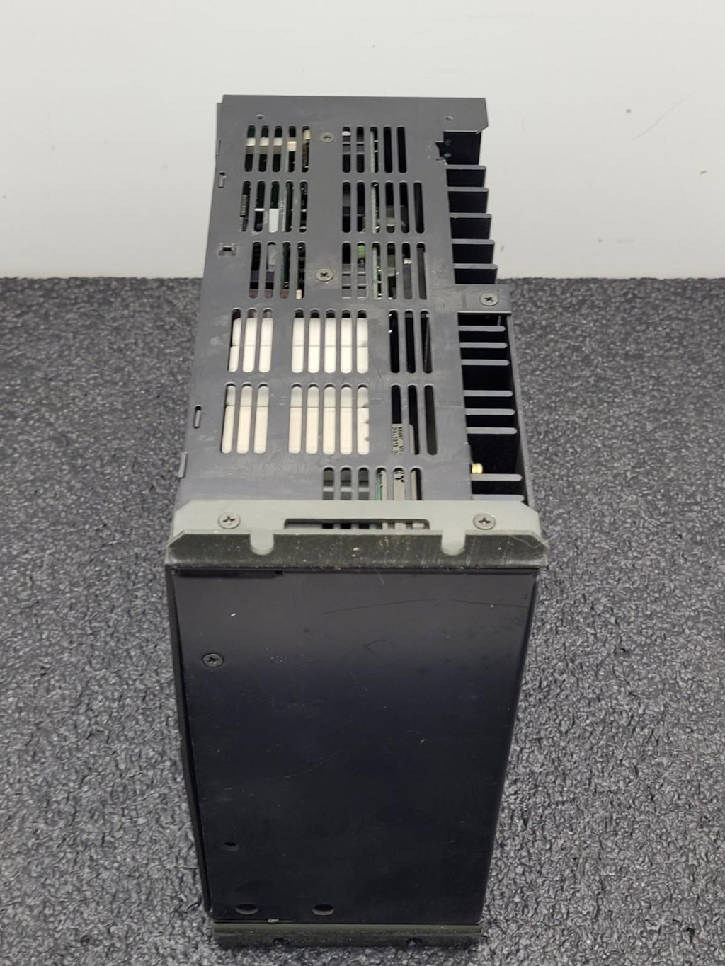 SANYO DENKI AC SERVOMOTOR P5, P50B08100DXS27 / PZ0A050AME1S00 Servo Amplifier PZ