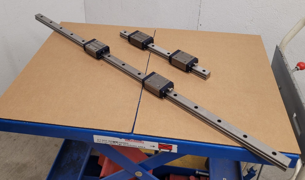 IKO LWES30SL UCD LWSE 30SL Linear 4x Bearing Block Slide Guide  47" + 17" LWE 30