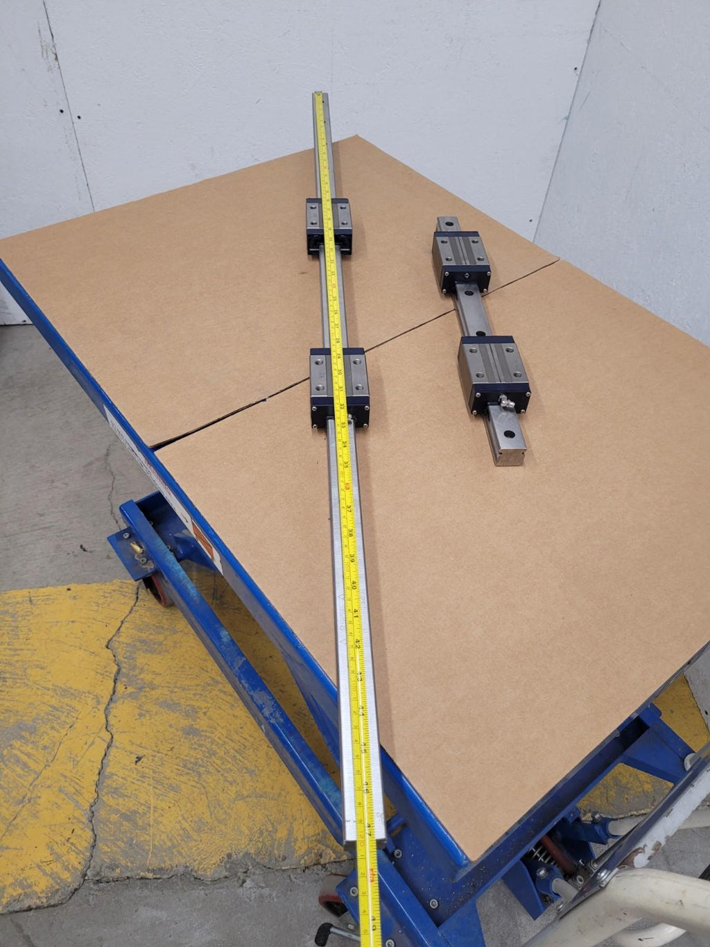 IKO LWES30SL UCD LWSE 30SL Linear 4x Bearing Block Slide Guide  47" + 17" LWE 30