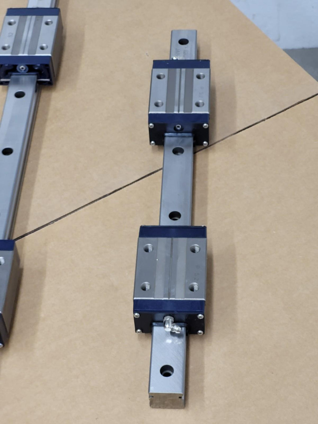 IKO LWES30SL UCD LWSE 30SL Linear 4x Bearing Block Slide Guide  47" + 17" LWE 30