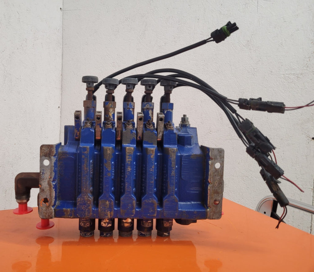 Parker Pulsar? Hydraulic Modular Stackable 5 Valve Stack 2-Way Manual + Solenoid
