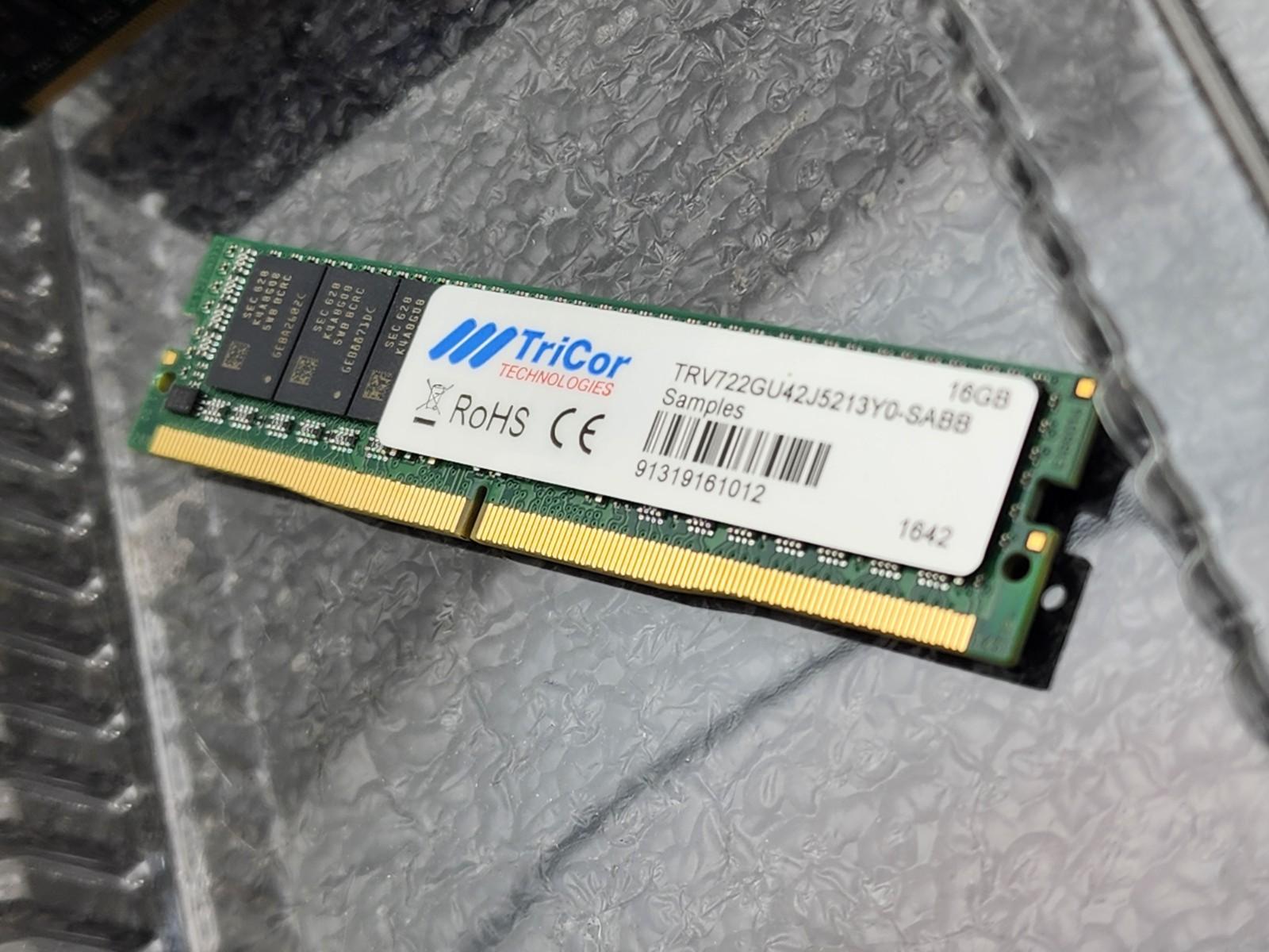 4x TriCore 16GB SO-DIMM Low Profile ECC RAM  Memory DDR4 TRV722GU42J5213Y0-SABB