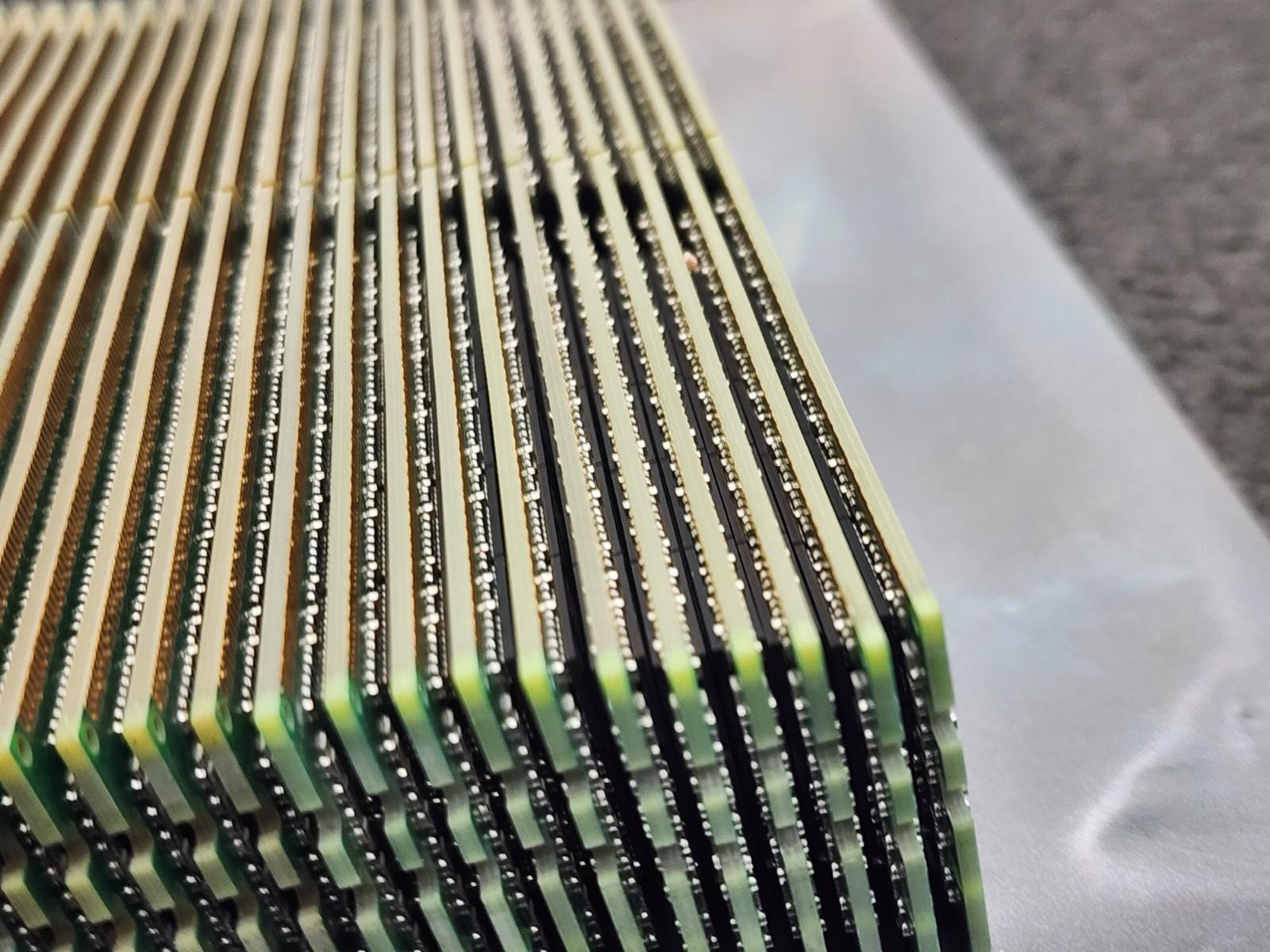 Lot of 44x Samsung 32GB 2Rx4 DDR4-2666 ECC Server Memory Ram M393A4K40CB2-CTD7Q