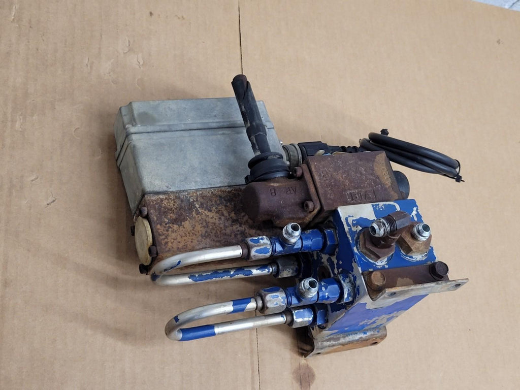 PARKER Hydraulic Proportional ISO Valve D1FHE80HCNEK0030X6114 12VDC + Override K