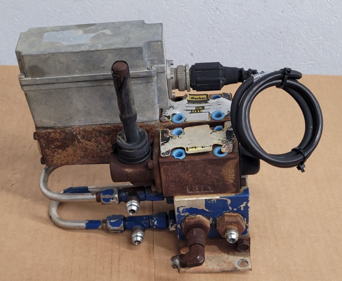 PARKER Hydraulic Proportional ISO Valve D1FHE80HCNEK0030X6114 12VDC + Override K