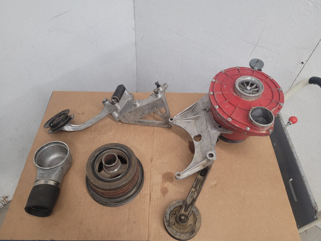 McCULLOCH Supercharger + Extra Tensioner Arm Pully OVS57C10816 RO