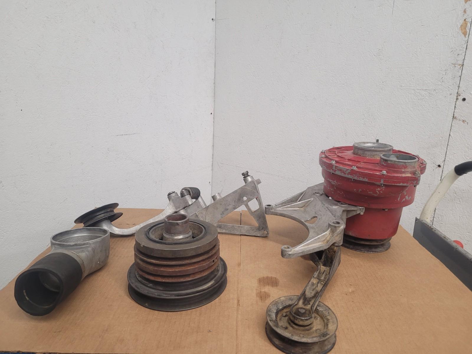 McCULLOCH Supercharger + Extra Tensioner Arm Pully OVS57C10816 RO