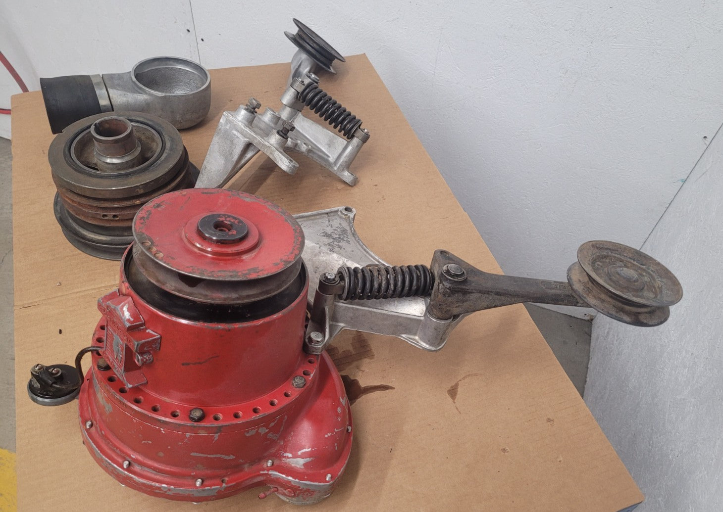 McCULLOCH Supercharger + Extra Tensioner Arm Pully OVS57C10816 RO