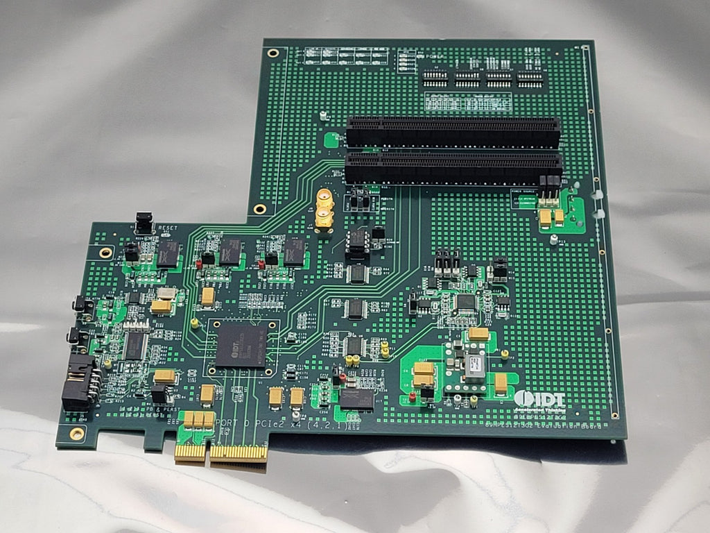 IDT Accelerated Thinking 89HPES12T3G2 Evalution Board PCIe2 x4