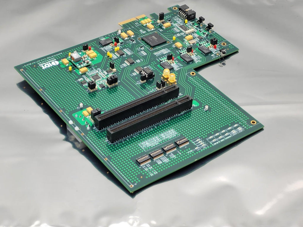 IDT Accelerated Thinking 89HPES12T3G2 Evalution Board PCIe2 x4