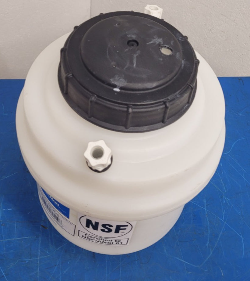 Ace Roto-Mold NSF 3.5 Gallon White Cylinder Conical Bottom Tank SP003.5SWOS