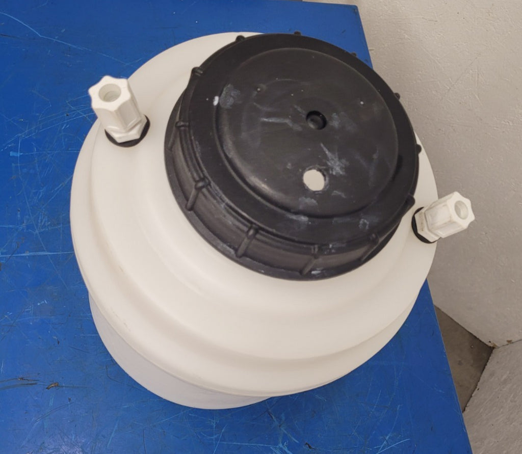 Ace Roto-Mold NSF 3.5 Gallon White Cylinder Conical Bottom Tank SP003.5SWOS