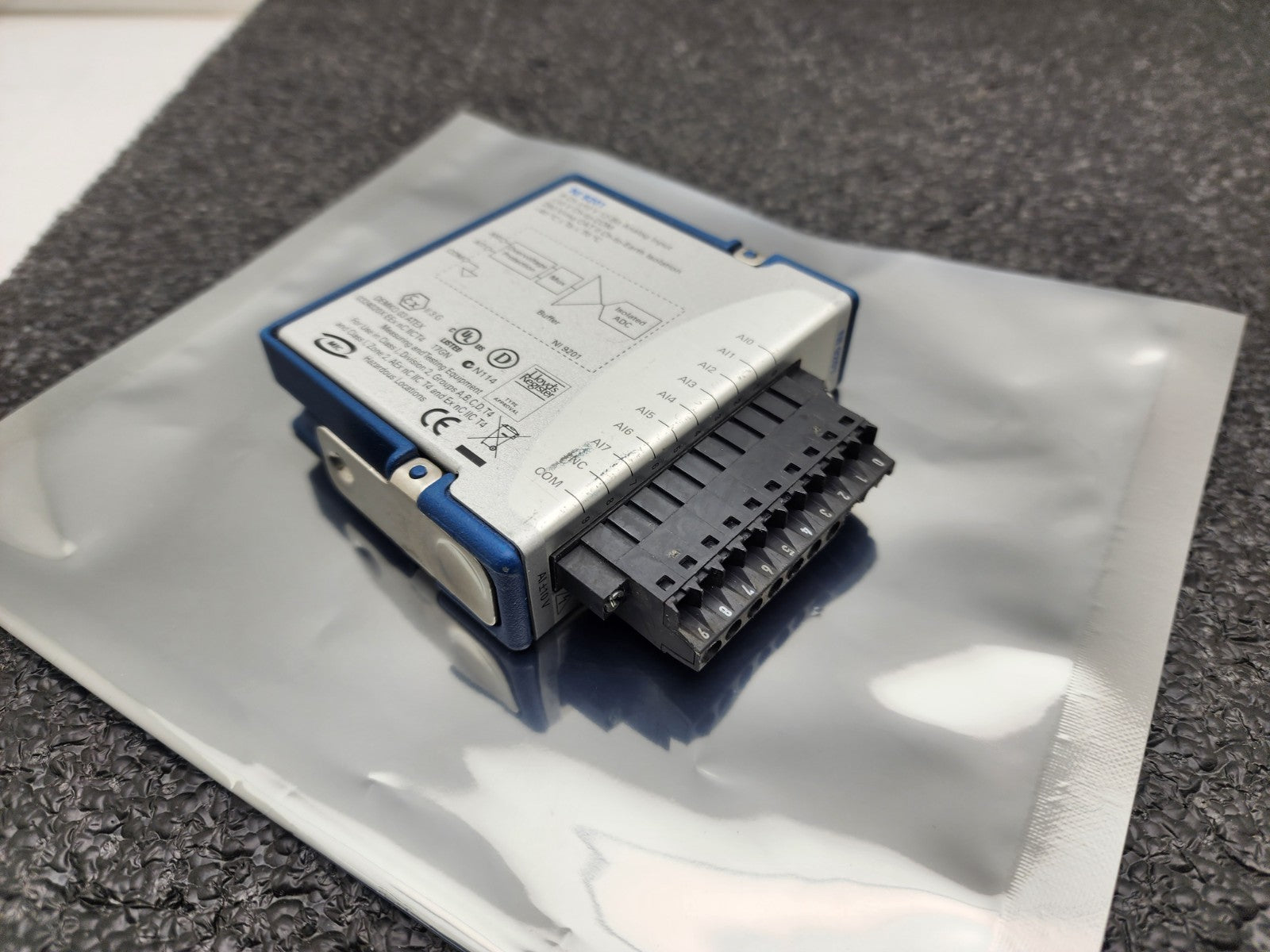 National Instruments NI 9201 8 Channel cDAQ Analog Input Module Screw Terminal