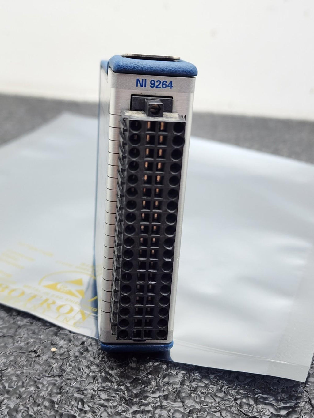 National Instruments NI 9264 16 Channel cDAQ Analog Input Module Screw Terminal