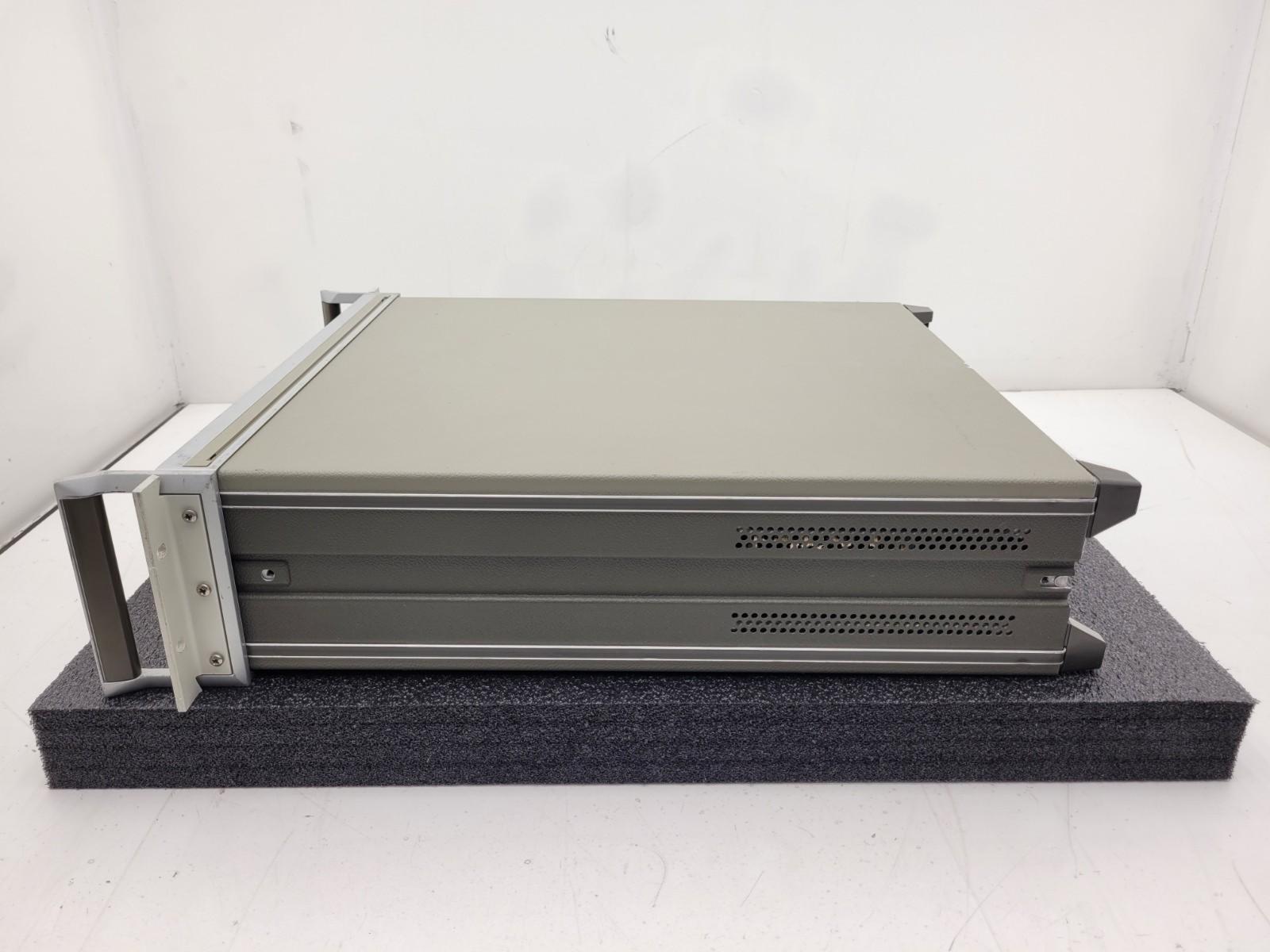 HP 5370B Precision Time-Interval Universal Counter 0.1 Hz to 100 MHz