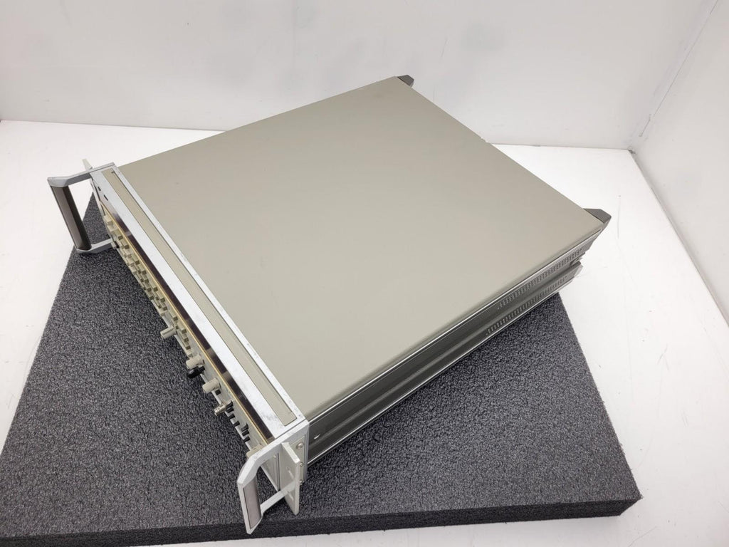 HP 5370B Precision Time-Interval Universal Counter 0.1 Hz to 100 MHz