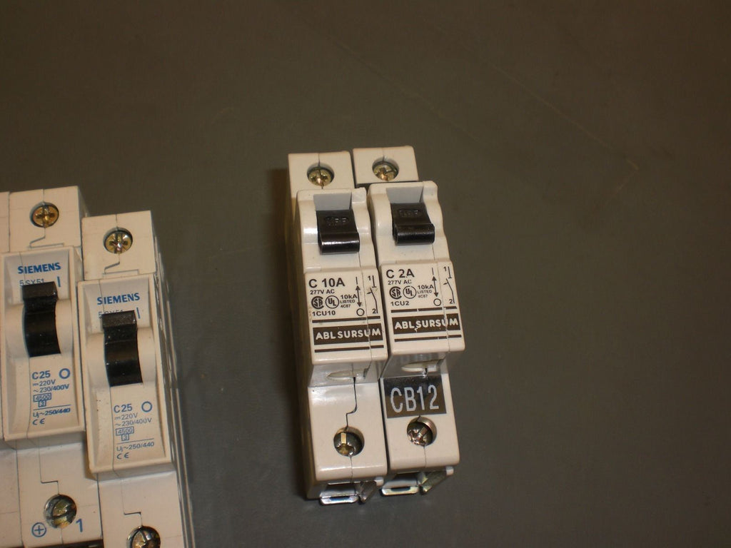 Siemens, Eaton, Schurter & sim Single Pole Breakers, 1A - 25A, Lot of 16