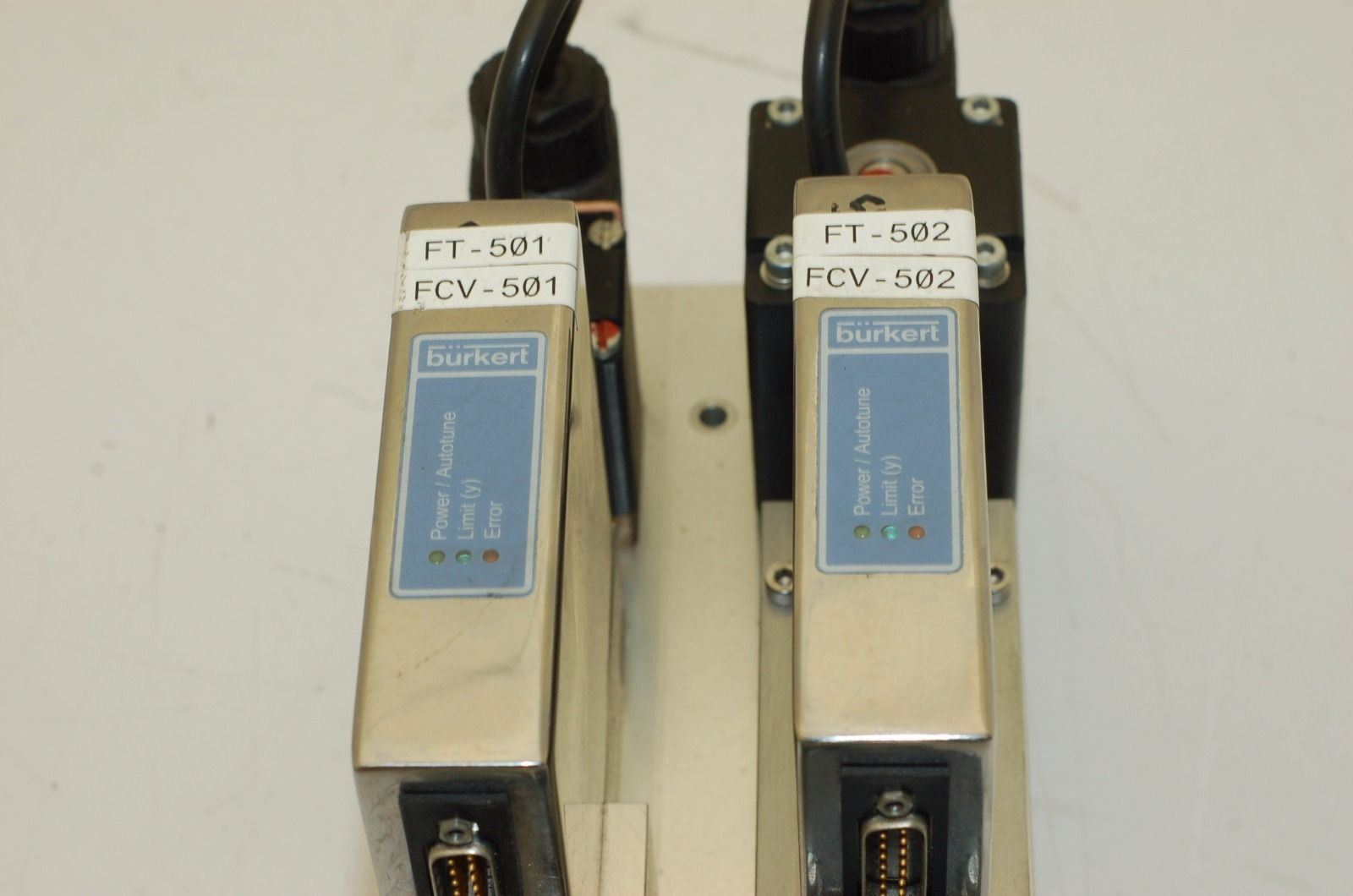 Burkert 8711 MFC Dual Methane Mass Flow Control Assembly, 24VDC, 0-30 NLM