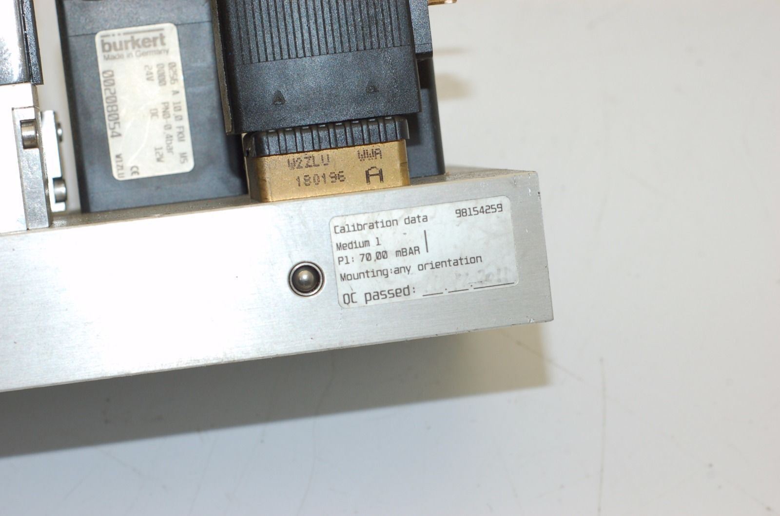 Burkert 8711 MFC Dual Methane Mass Flow Control Assembly, 24VDC, 0-30 NLM