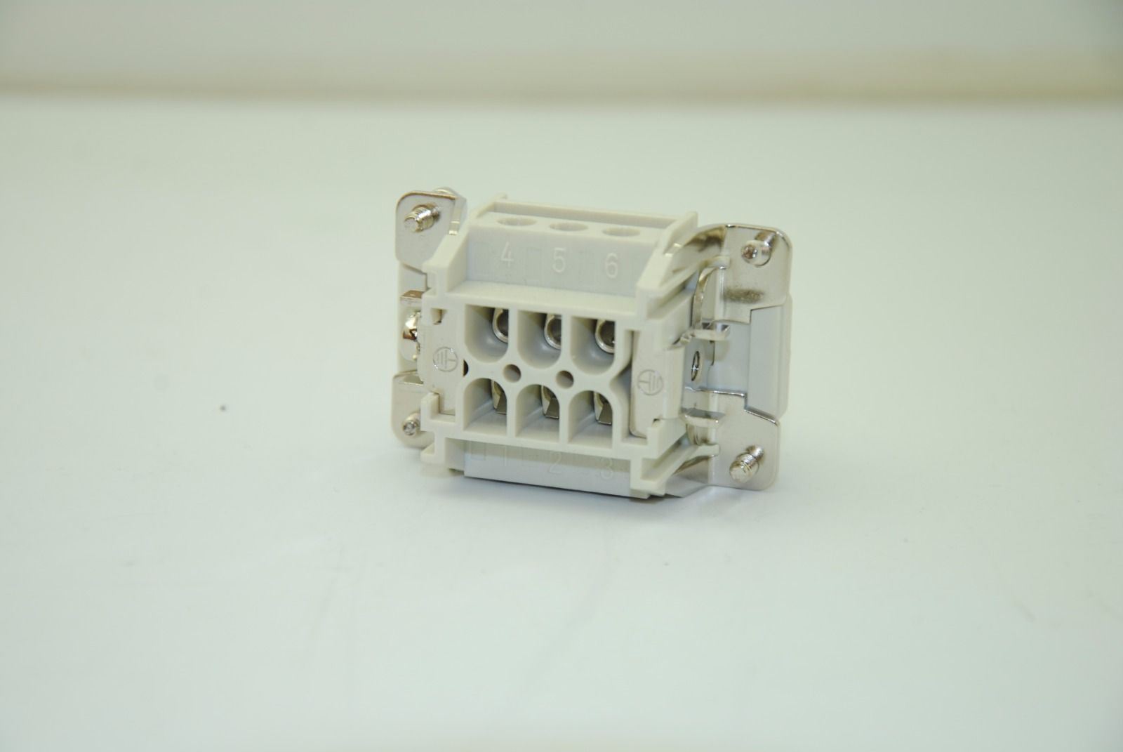 ZIPport ZP-MC06B-1-FS006 Female Insfor 6-Pole Connector Size 6B Lot of 10