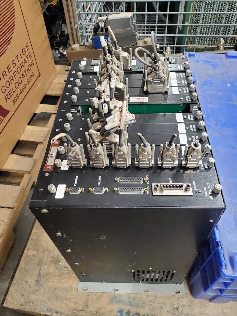 Thermotron Industries Test System Control Unit Rack Mnt 12-Pos w/11 Cards