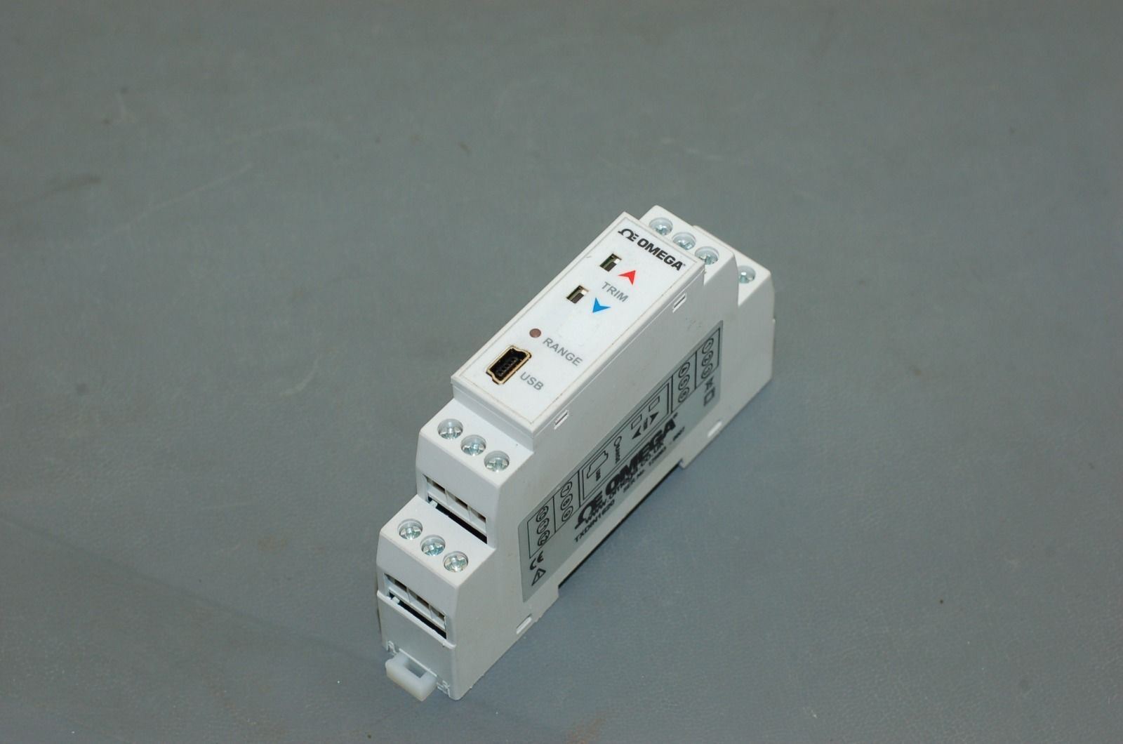 Omega TXDIN1620 Universal DIN Rail Transmitter, 15-28VDC