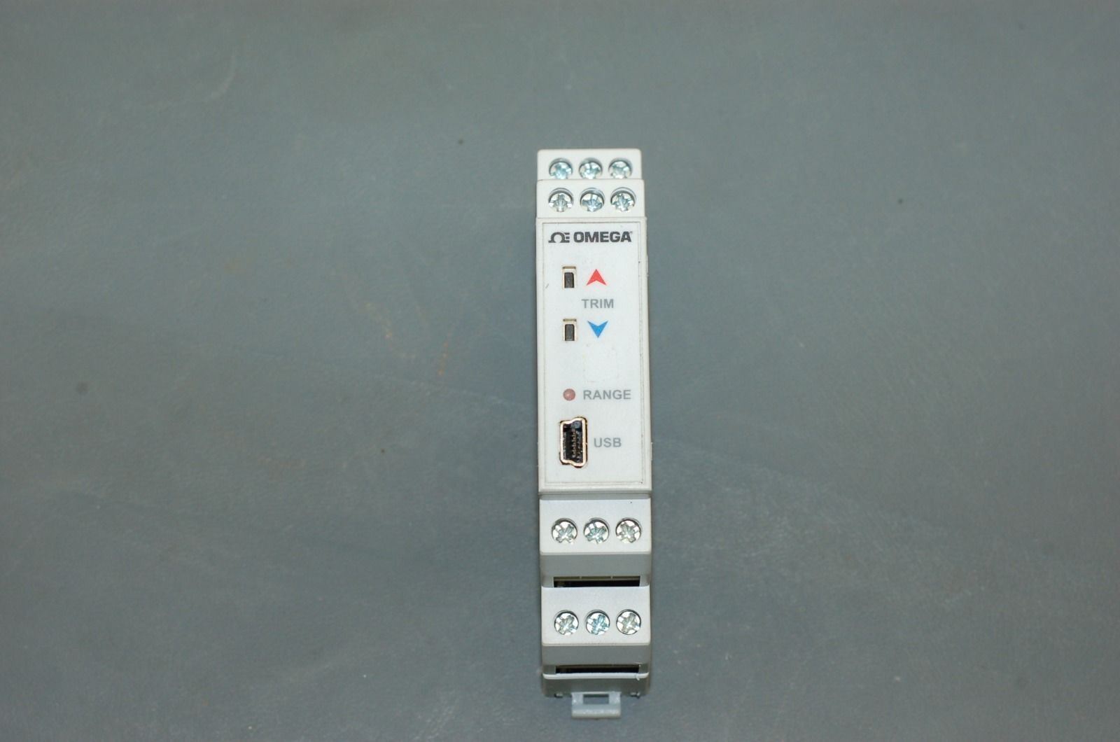 Omega TXDIN1620 Universal DIN Rail Transmitter, 15-28VDC