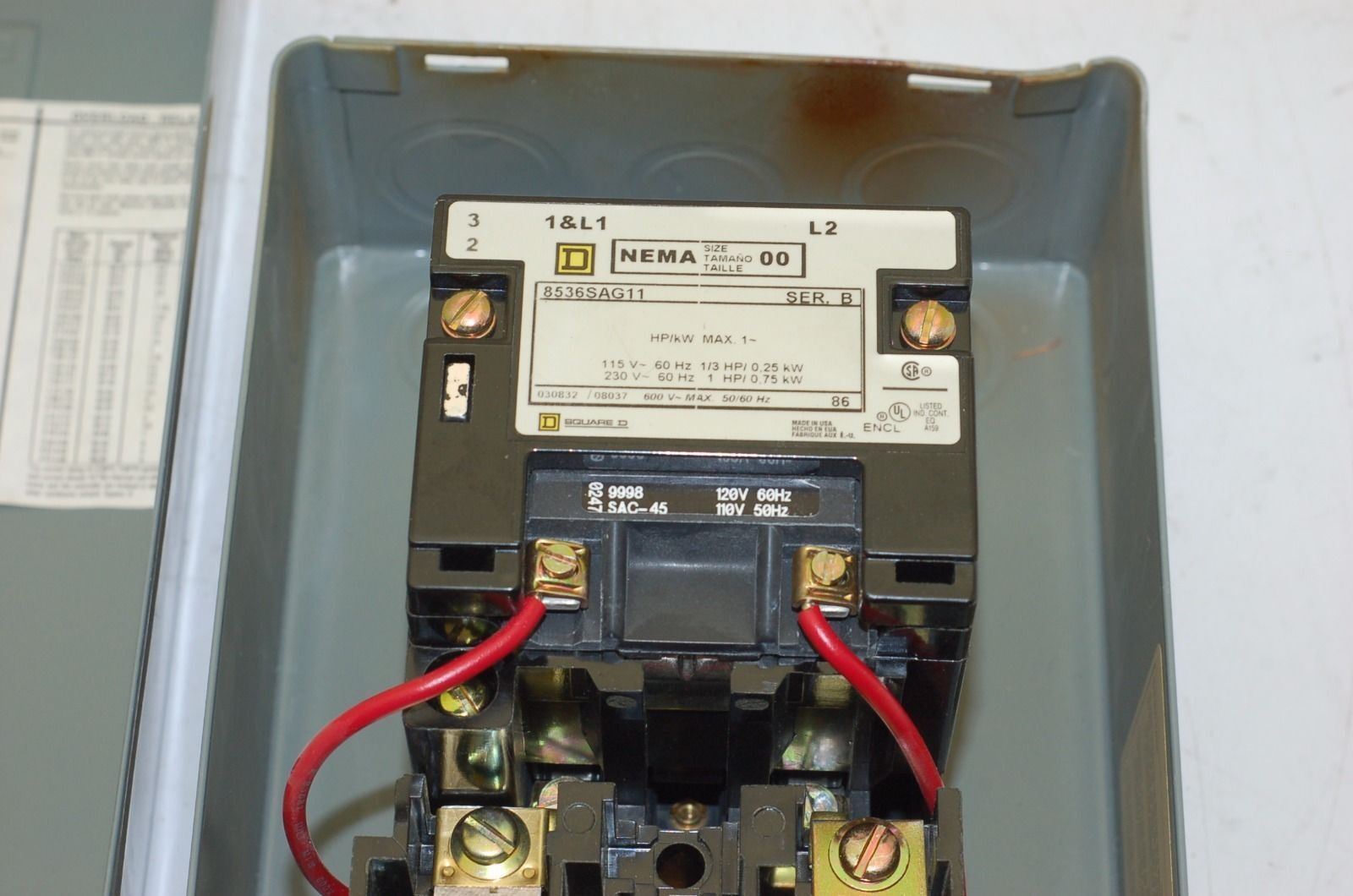 Square D Size 00 Starter 8536SAG11 Ser. B, 600V max, 50/60Hz, 1HP