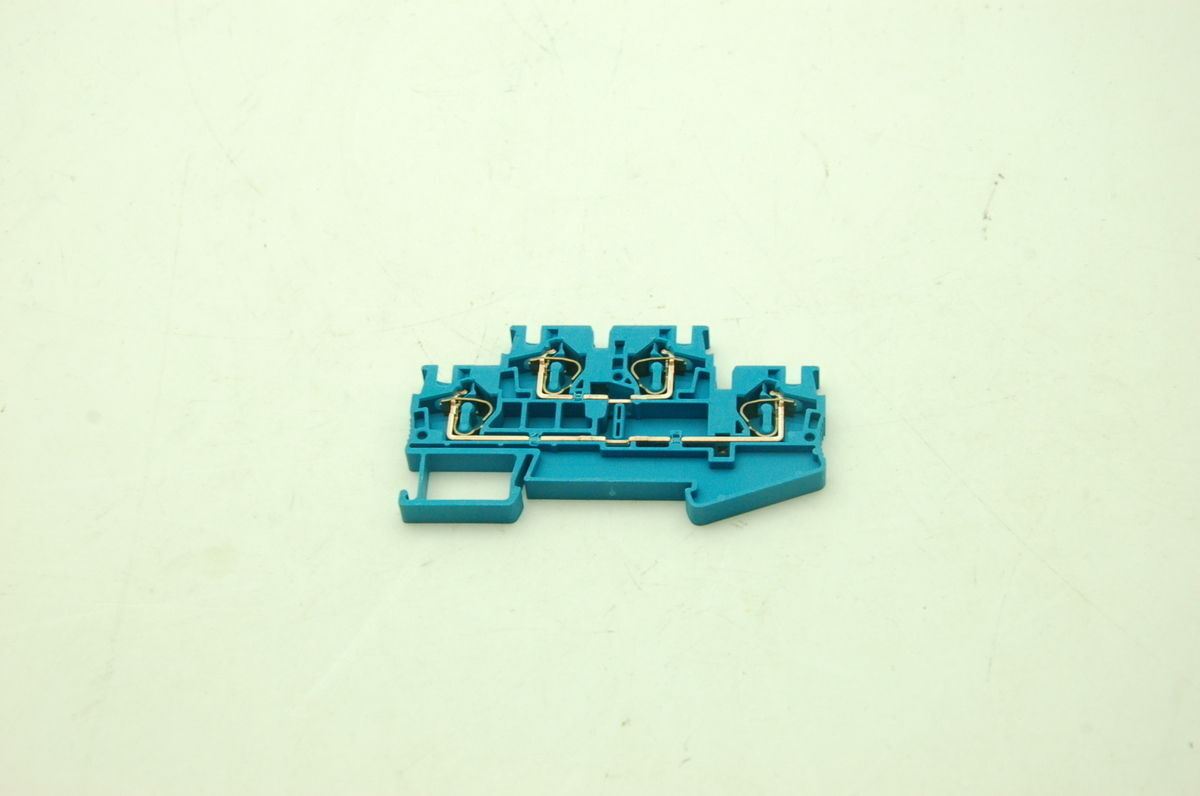 Phoenix Contact 3031432 Feed-through Terminal Block - STTB 4 BU Lot of 20