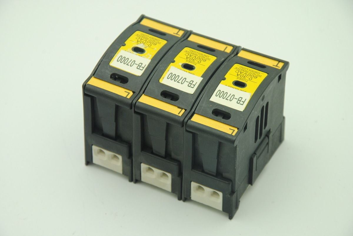 Bussman JTN60030 Class J Fuseholder, 30A, 600V, Din Rail Mounting - Lot of 3