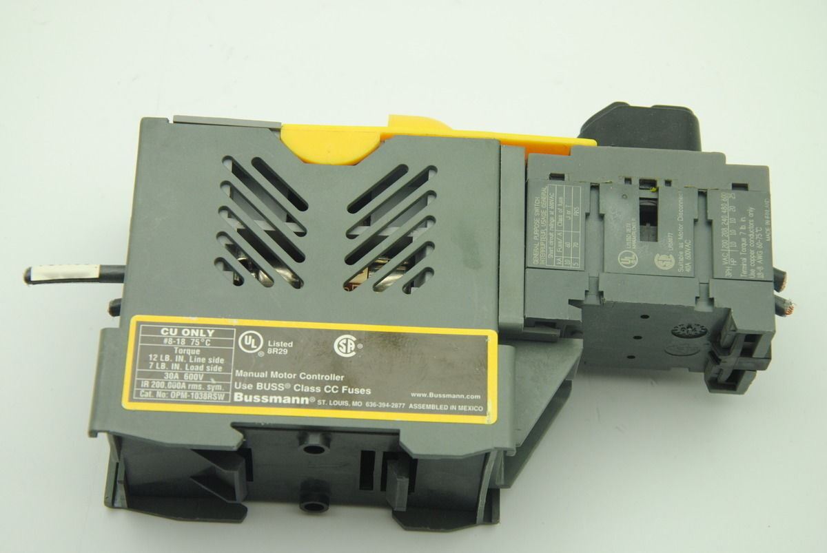 Bussmann OPM-1038RSW 30A, 600V, Disconnect Switch