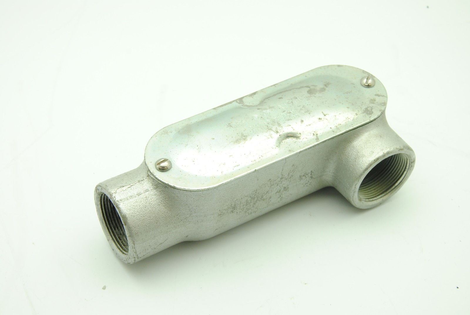 Crouse Hinds LL58 1-1/2" Conduit Outlet, Threaded, 90-Degree - NEW