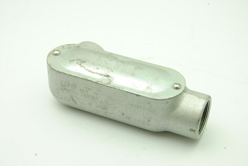 Crouse Hinds LL58 1-1/2" Conduit Outlet, Threaded, 90-Degree - NEW