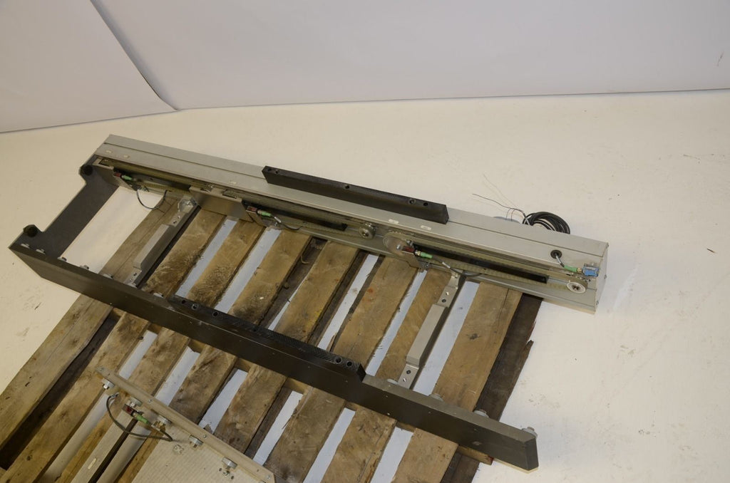 Valeo 402.866 Drive Conveyor, 24V, 58"L & 20"L, 13.5"W - Lot of 2