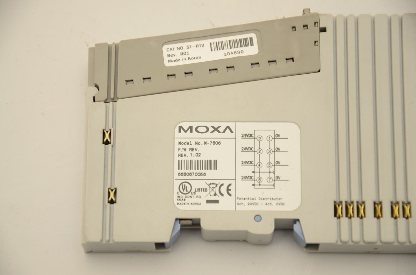 MOXA M-7805 I/O Module
