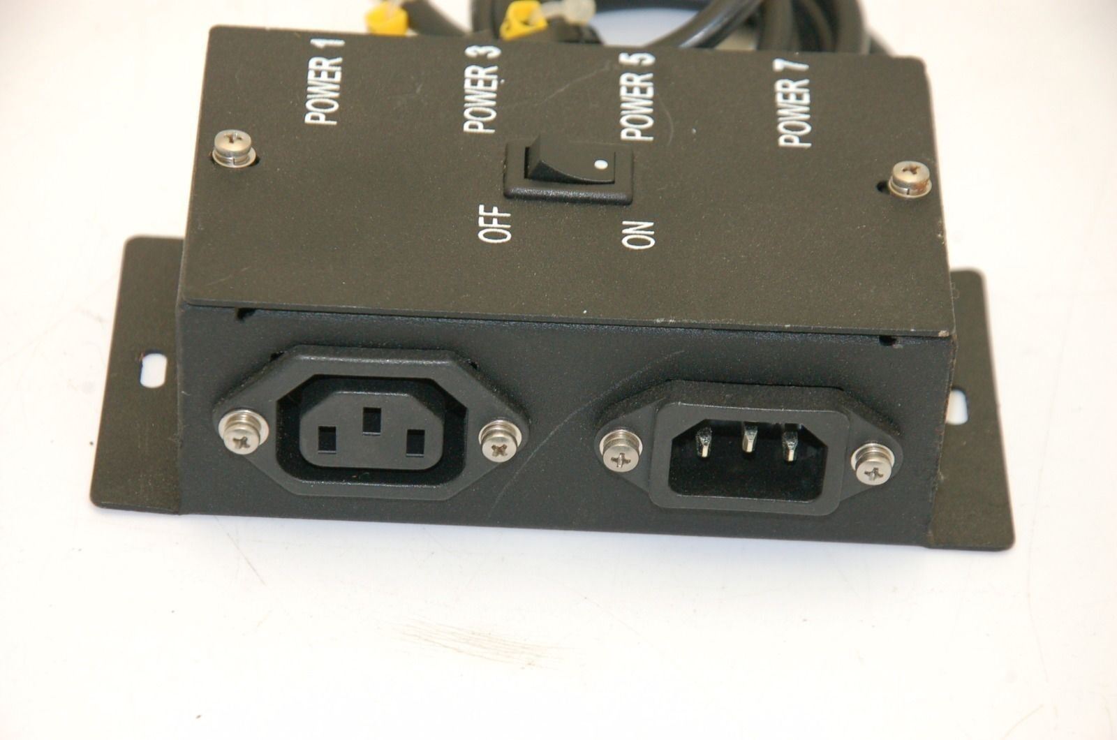 Power Distribution Box, 125/250VAC, C13 M to F to Pigtail (x2), Fused, Switched