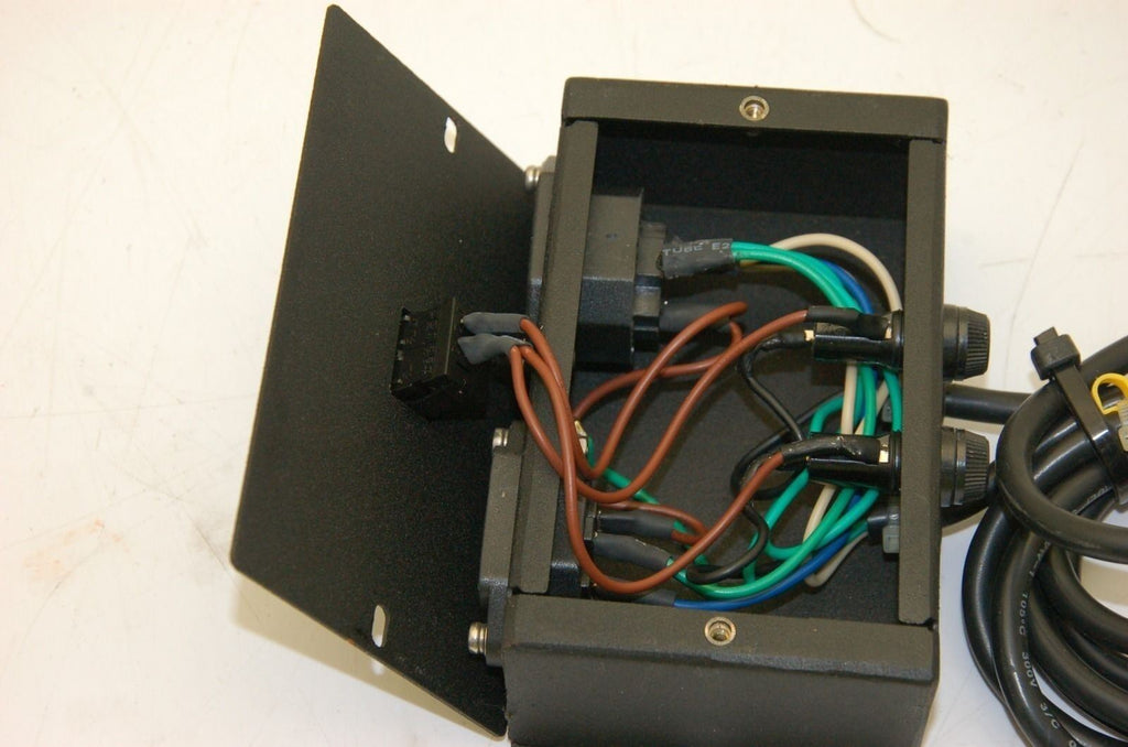 Power Distribution Box, 125/250VAC, C13 M to F to Pigtail (x2), Fused, Switched