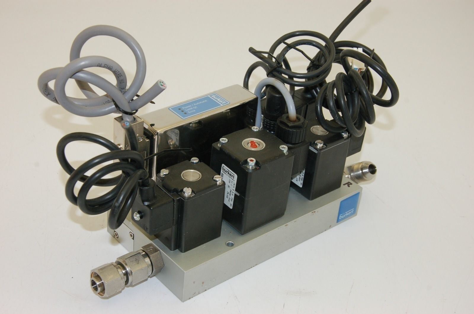 Burkert 8711 MFC SIngle Methane Mass Flow Control Assembly, 24VDC, 0-30 NLM