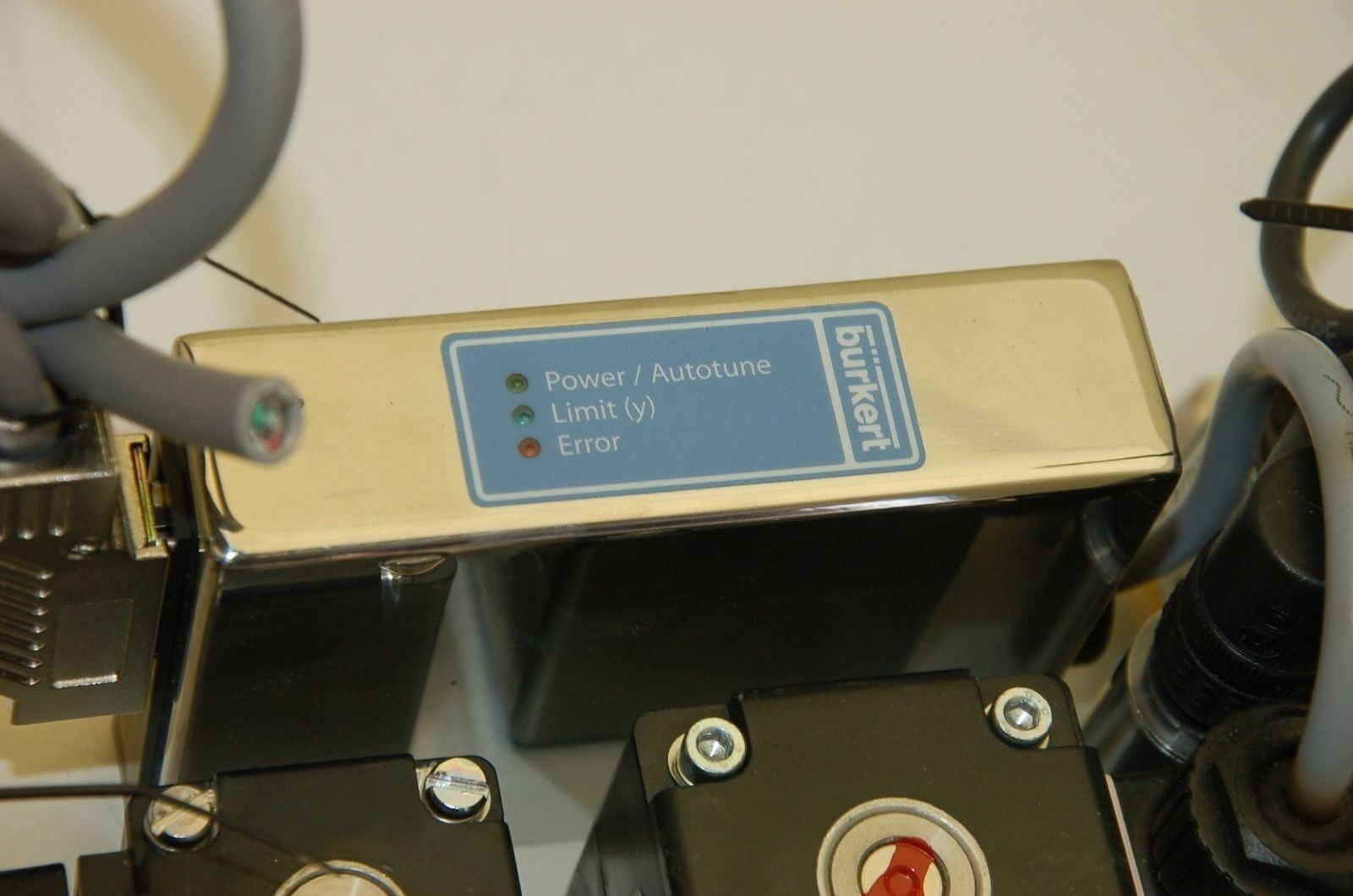 Burkert 8711 MFC SIngle Methane Mass Flow Control Assembly, 24VDC, 0-30 NLM