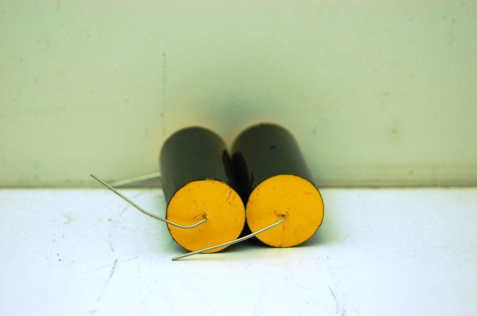 Bennic XPP Audio Speaker Divider Crossover Non-Polarity Capacitor