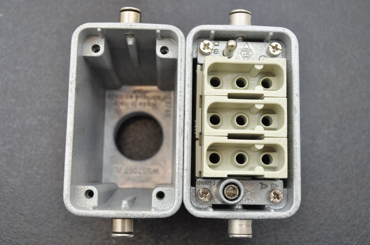 ILME Metal Connector Housing Base And Cap 1.5" x 2.75" w/ Inserts