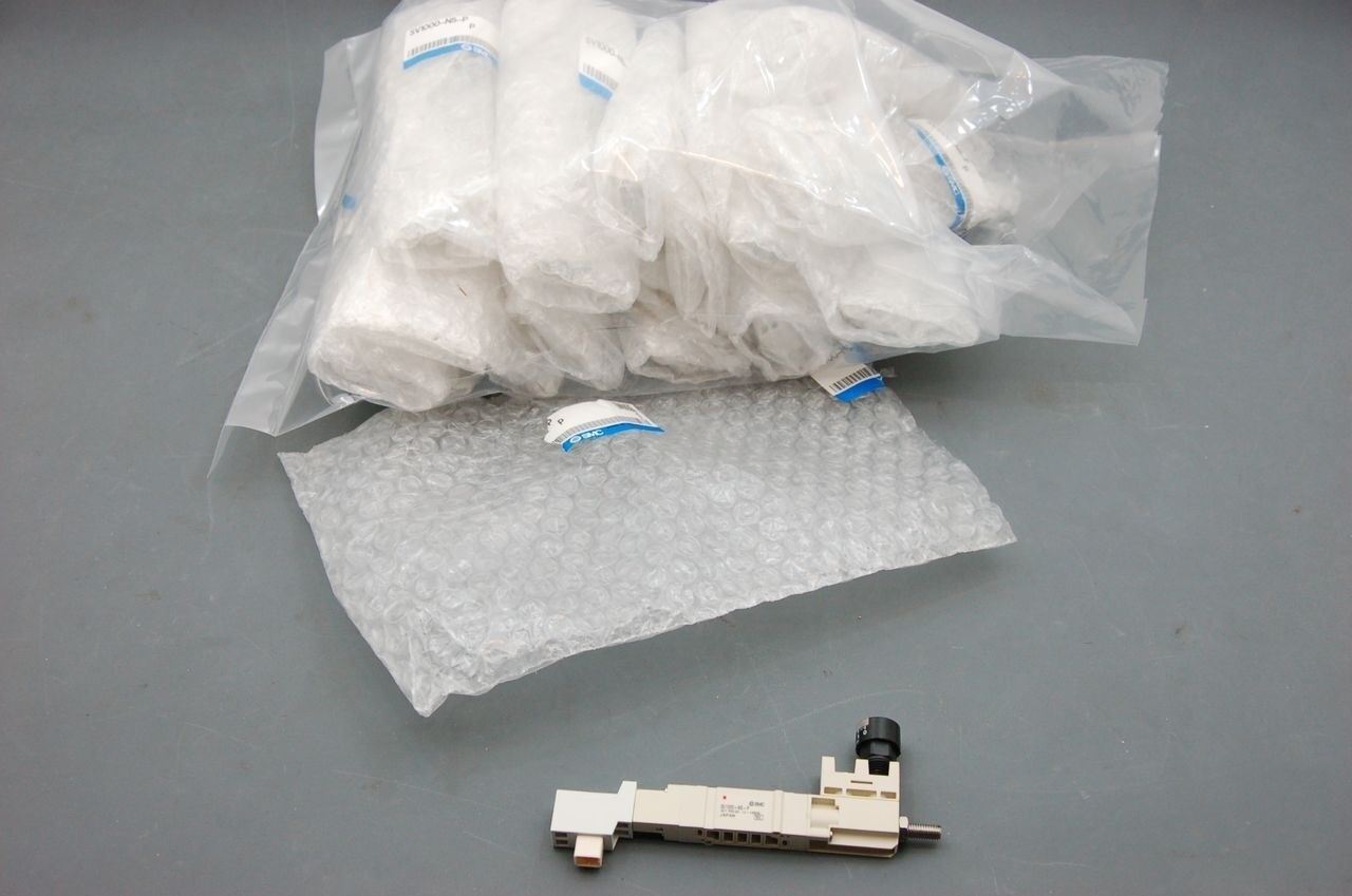 SMC Pneumatic Manifold Pressure Indicator Add on SV100-N5-P Lot of 17 New