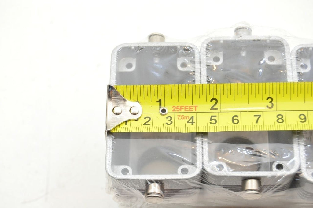 ILME CAV 10 L21 Metal Connector Housing 2.75 Inches x 1.5 Inches Lot Of 5 NEW