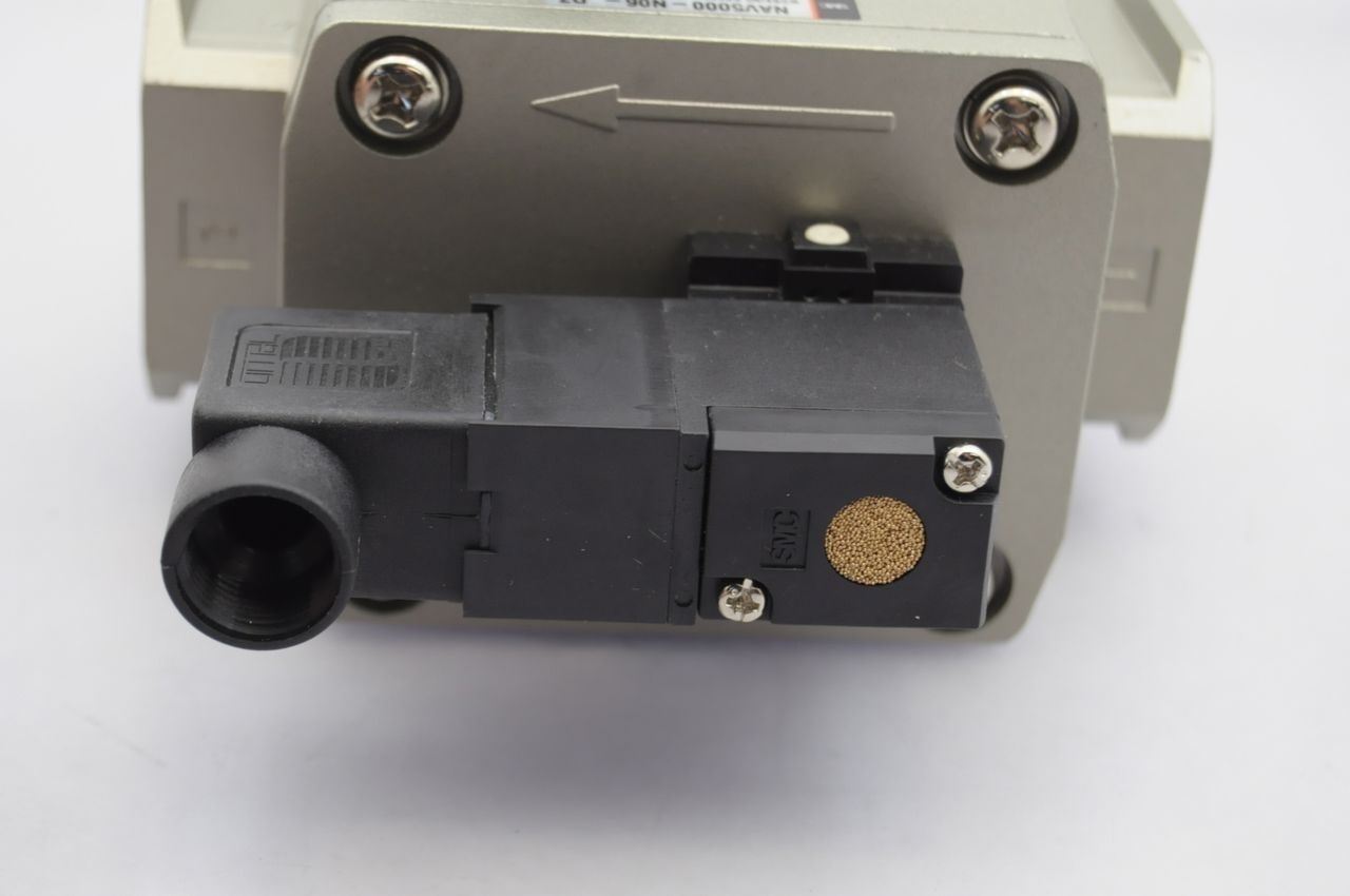 SMC NAV5000-N06-DZ Soft Start Valve With Pressure Gauge NEW