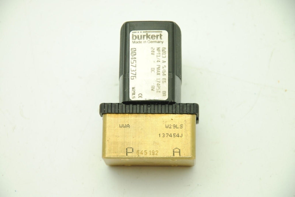 Burkert 00457376, 2/2-Way Compact Solenoid Valve, 24V 8W, New